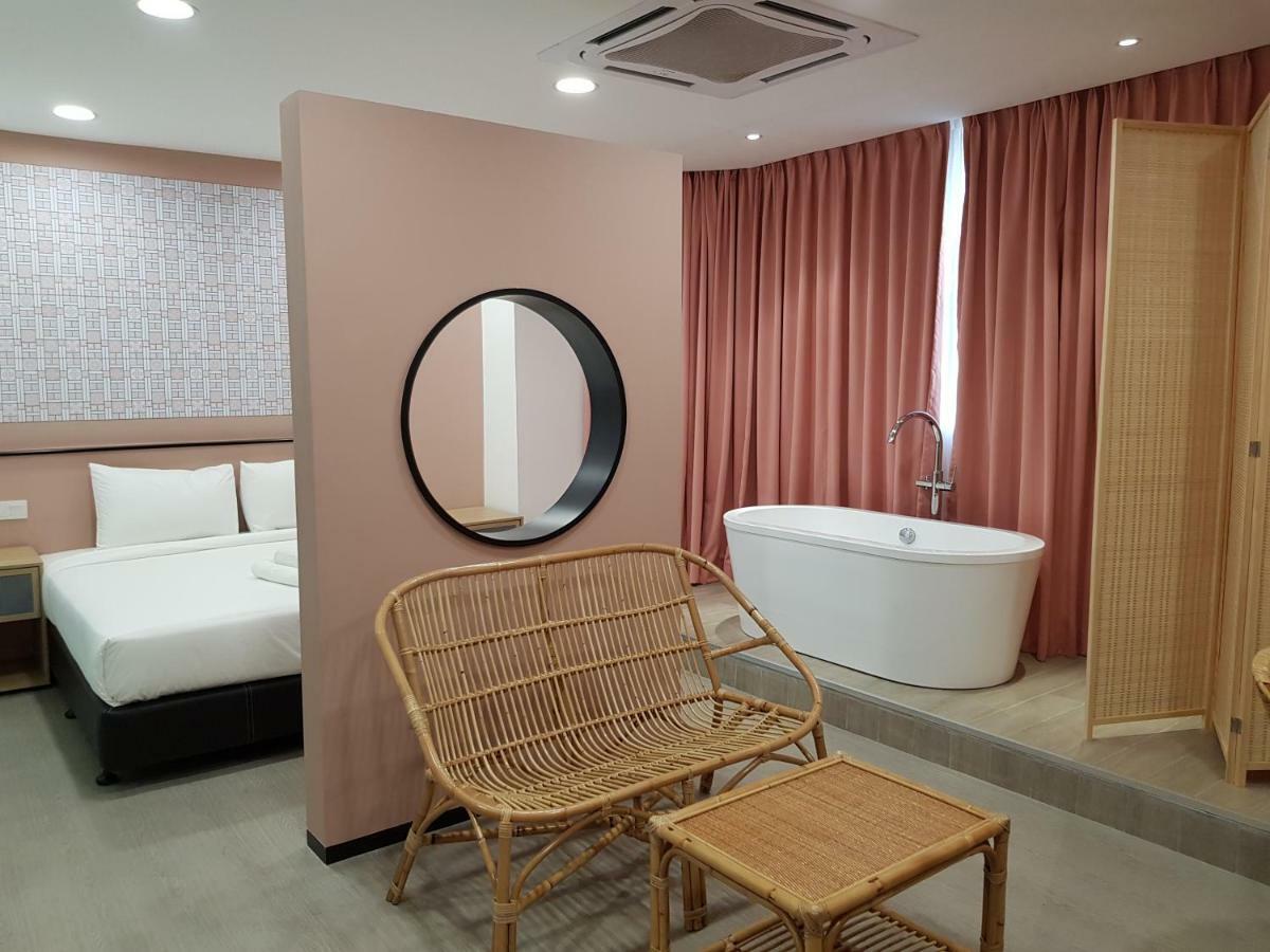 Bloommaze Boutique Hotel Klang Exterior foto